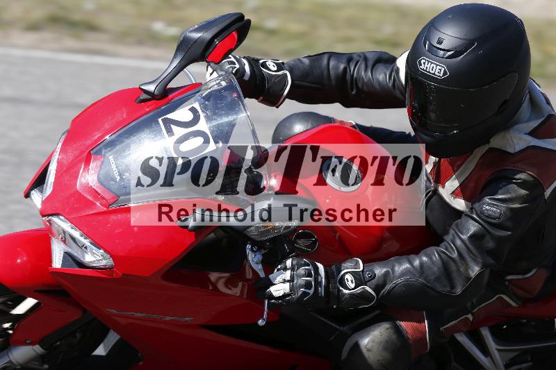 /05 07.04.2026 Cornu Master School ADR/Gruppe gruen/20